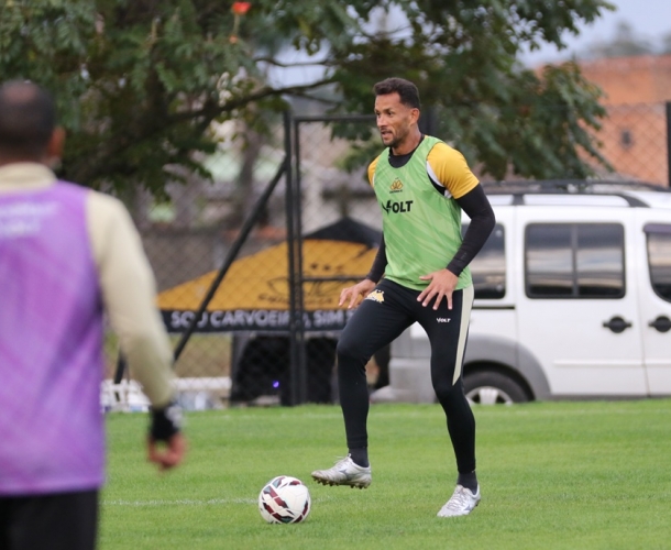 Criciúma recebe o Ceará no Majestoso