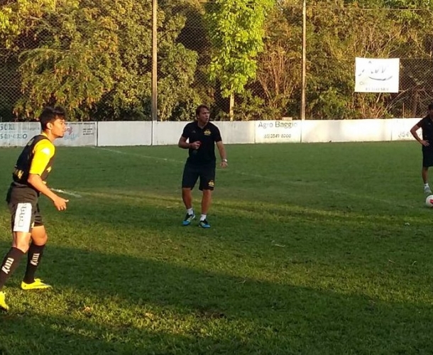 Petkovic comanda primeiro treino no Tigre