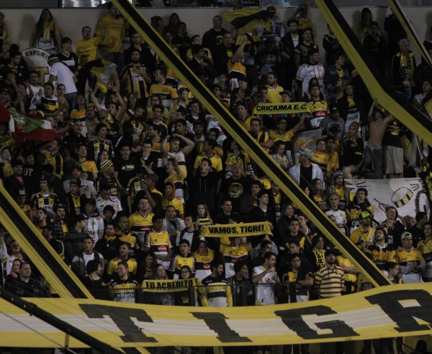 Promoção de ingressos para Criciúma e Luverdense 