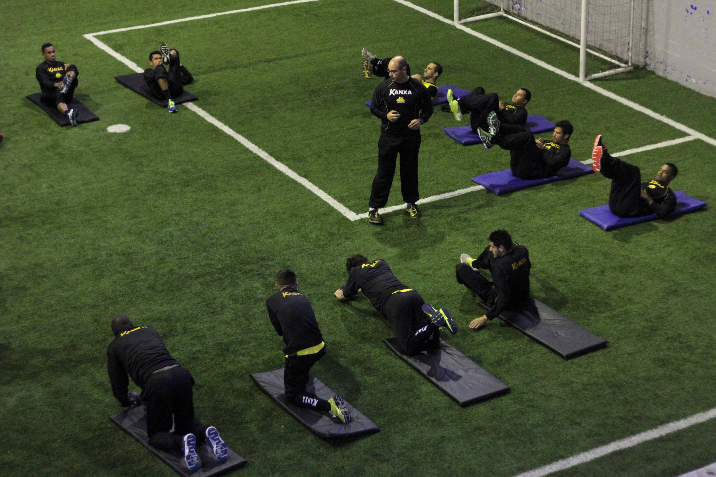 Tigre realiza treino de core
