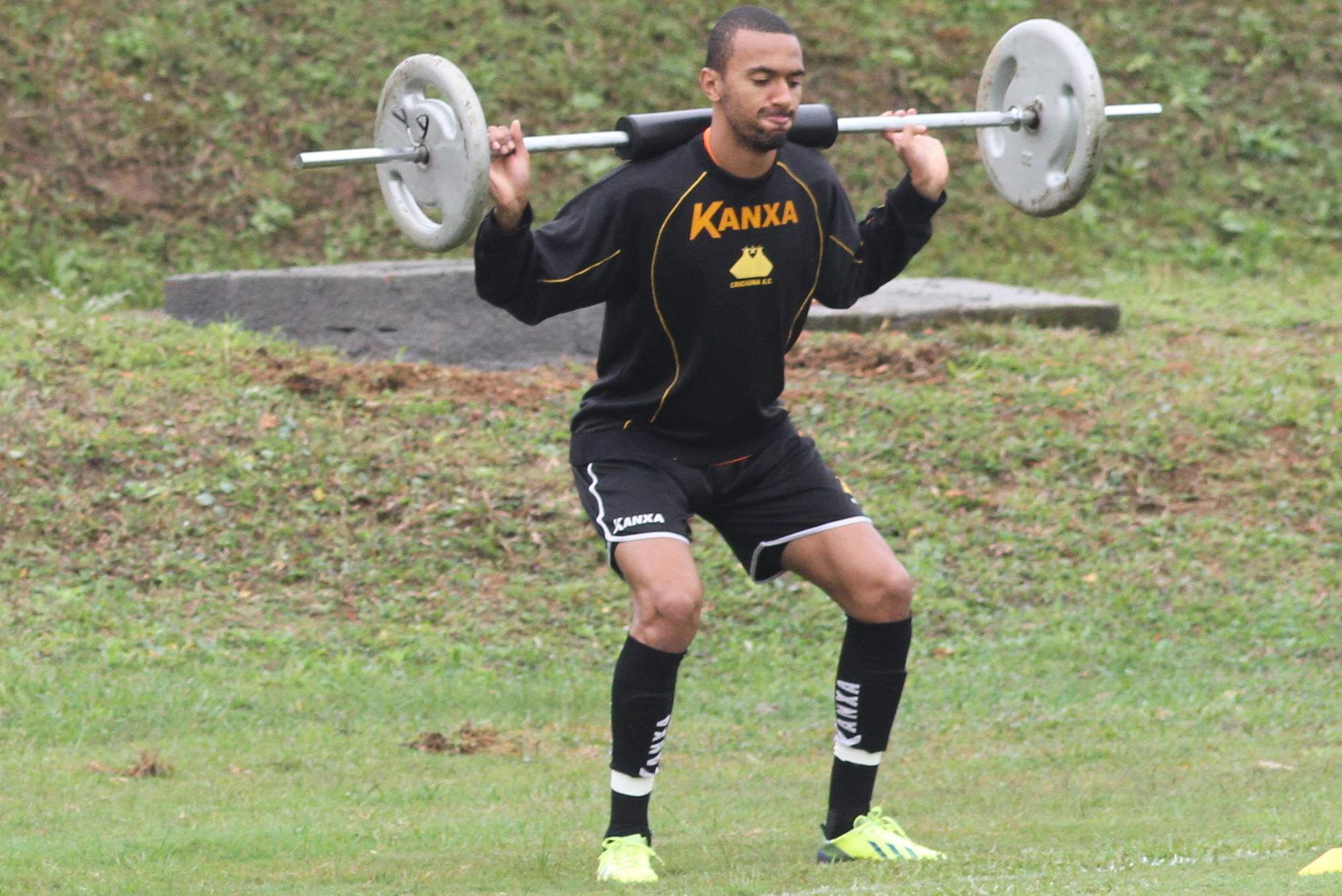 Gualberto elogia elenco do Tigre