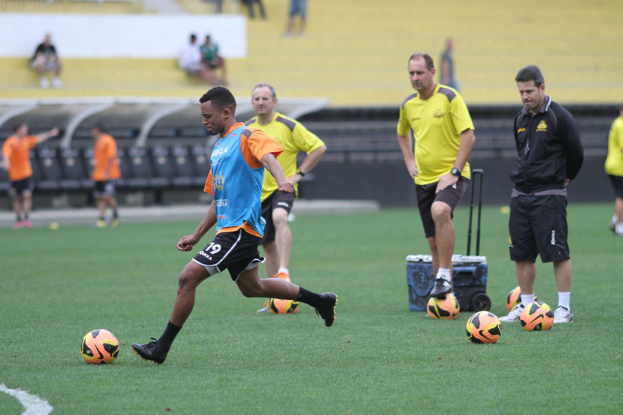 Criciúma faz batalha contra o São Paulo