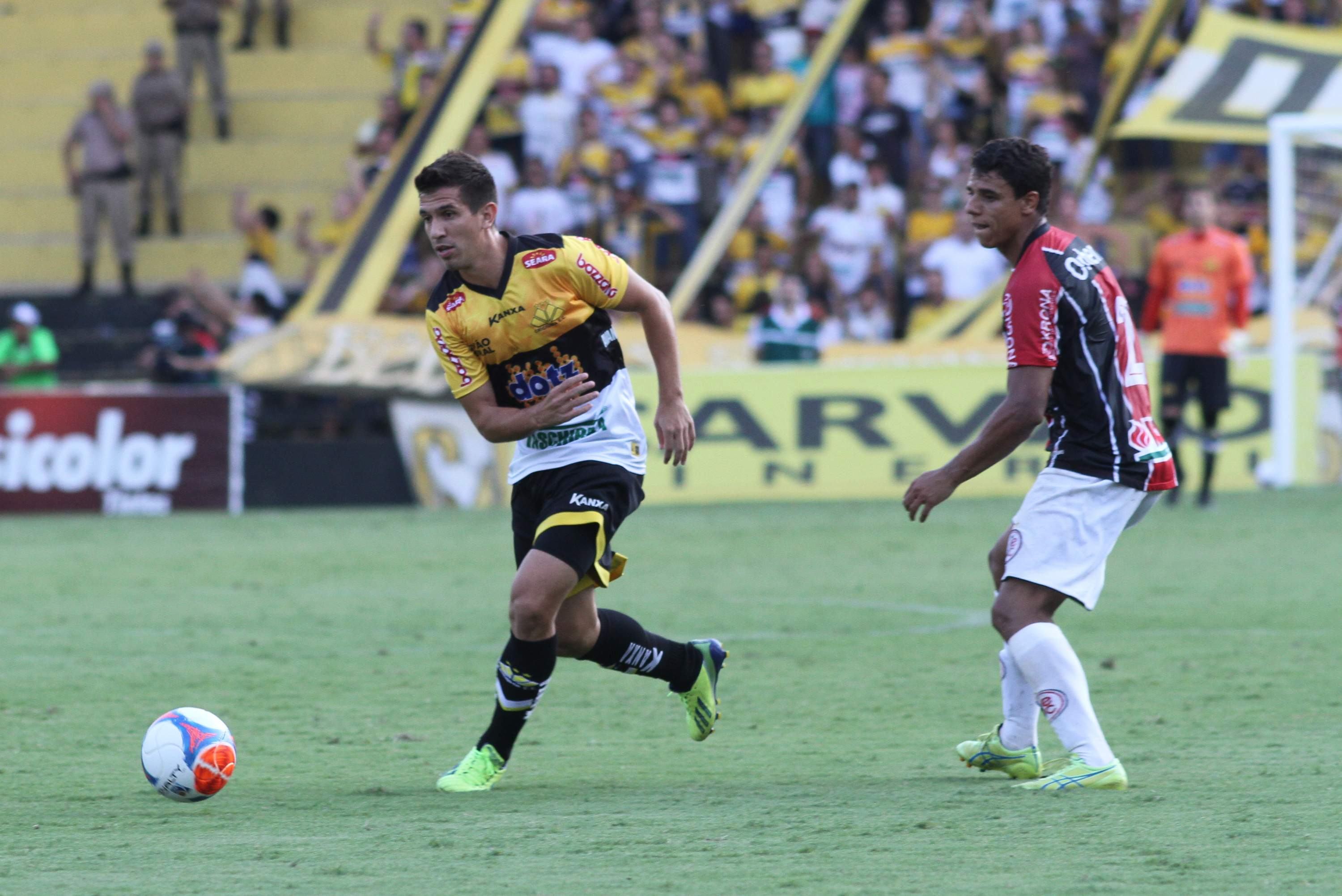 Tigre empata com o Joinville